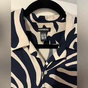 Express Men’s Large Buttondown